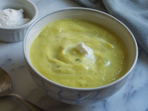 Picture of Summer Squash Soup with Macadamia Nut Butter (Vegan) -- 22 oz