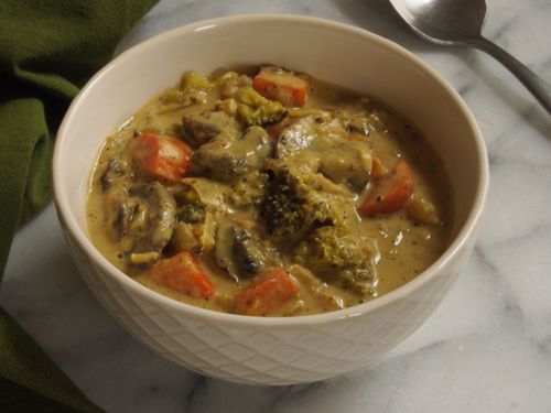 Picture of Frozen -- Peanut Curry with Vegetables -- 22 oz