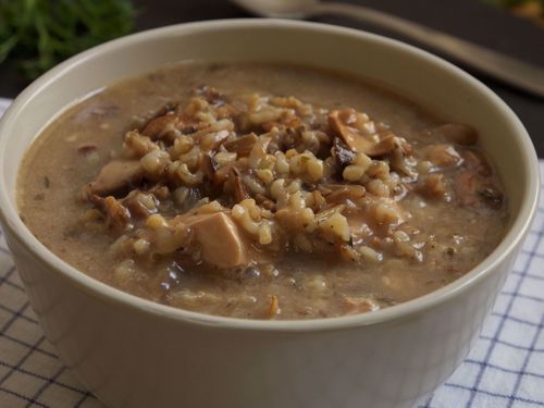 Picture of Chicken Soup with Wild Rice and Mushrooms -- 22 oz