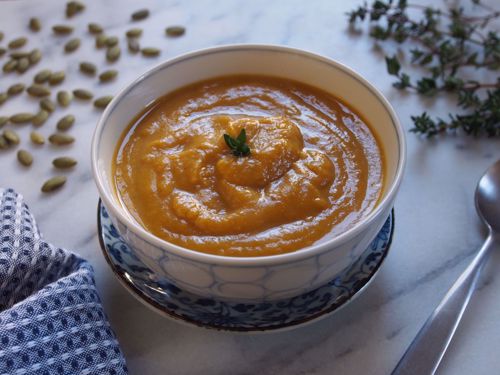 Picture of Butternut Squash Soup with Thyme and Pumpkin Seed Roux (Vegan) -- 22 oz